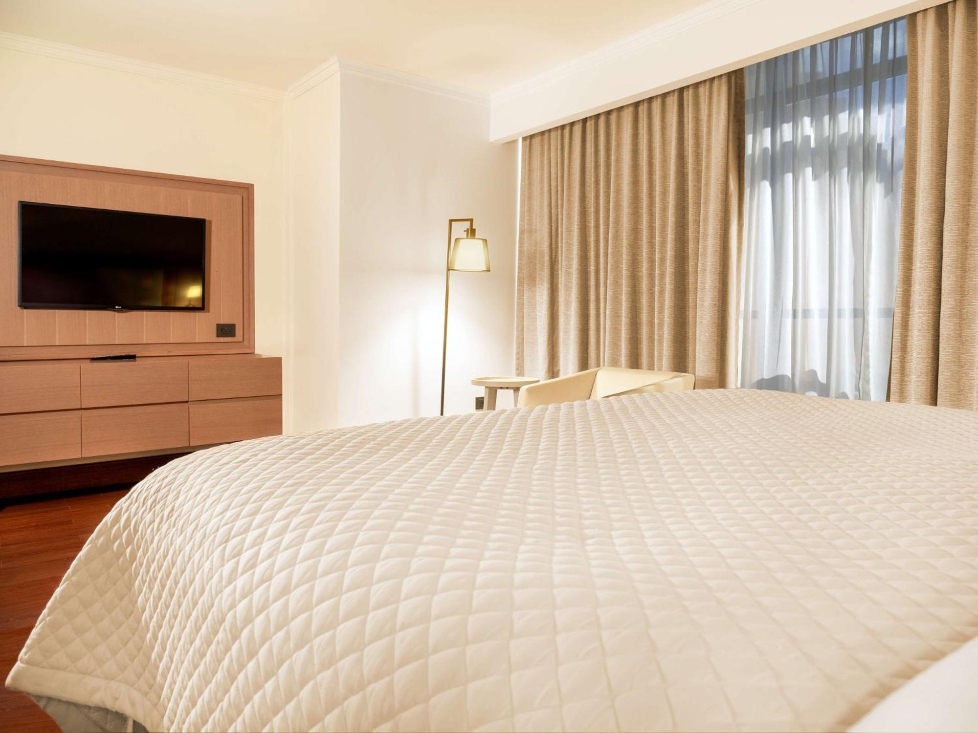 Ms Milenium Monterrey Curio Collection By Hilton Hotel San Pedro Garza Garcia Exterior photo