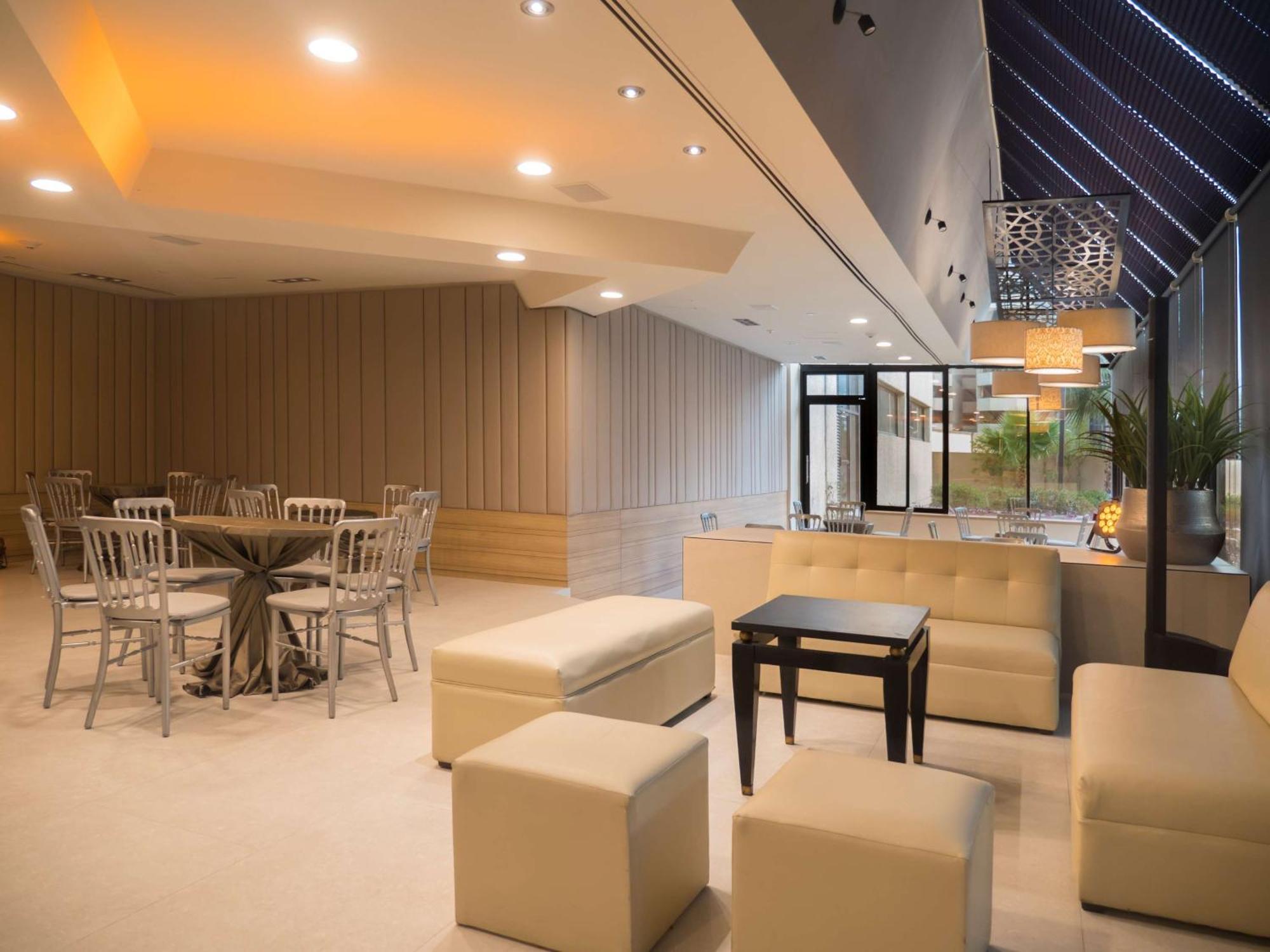 Ms Milenium Monterrey Curio Collection By Hilton Hotel San Pedro Garza Garcia Exterior photo