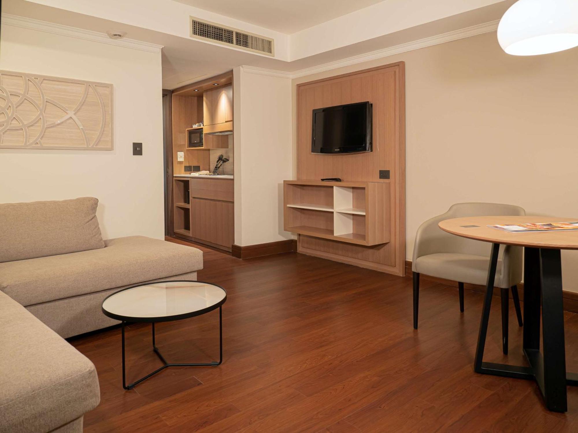 Ms Milenium Monterrey Curio Collection By Hilton Hotel San Pedro Garza Garcia Exterior photo