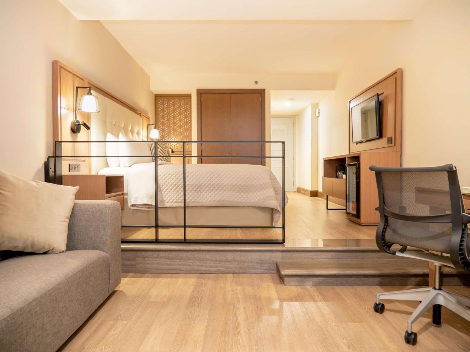 Ms Milenium Monterrey Curio Collection By Hilton Hotel San Pedro Garza Garcia Exterior photo