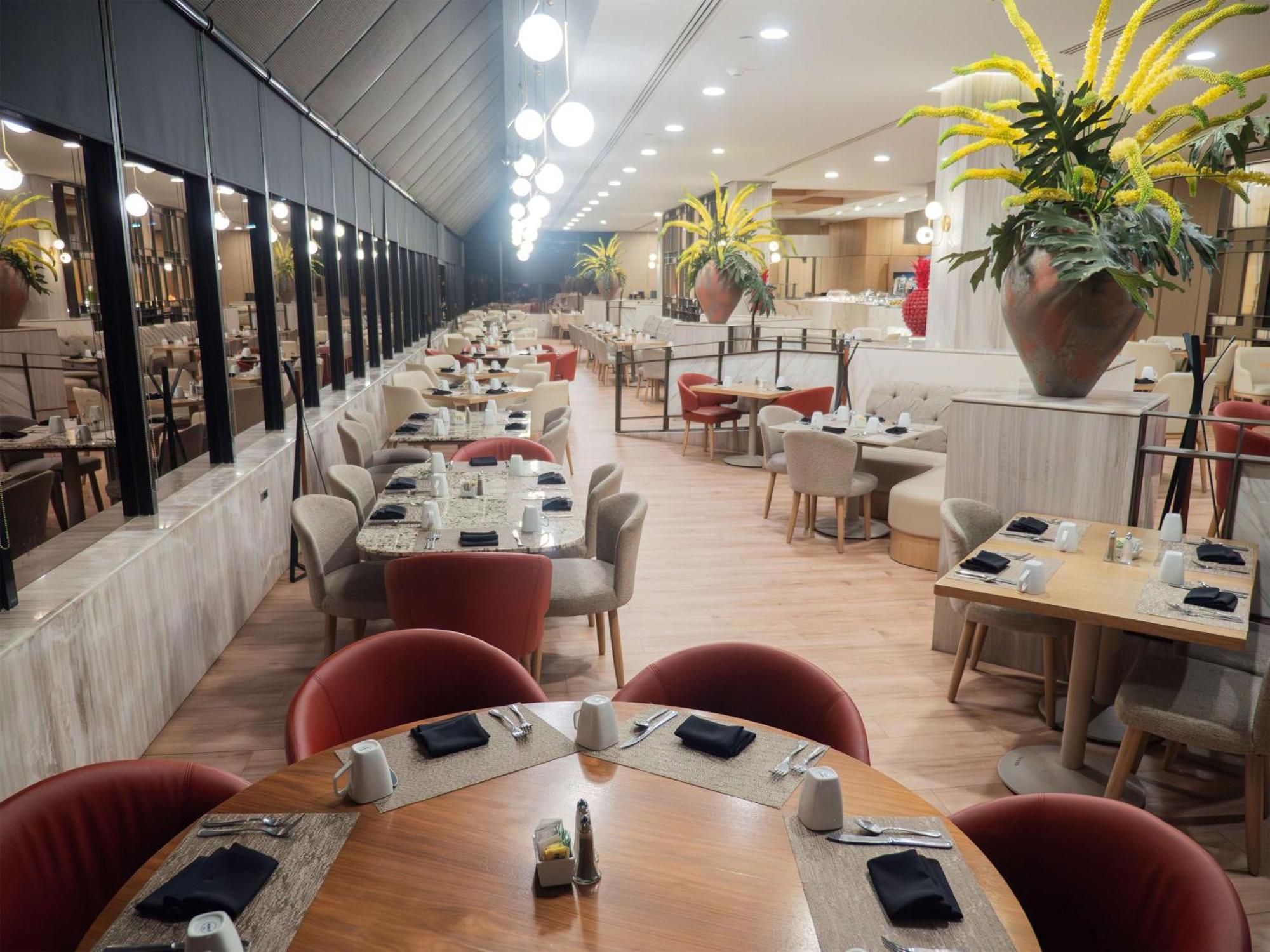 Ms Milenium Monterrey Curio Collection By Hilton Hotel San Pedro Garza Garcia Exterior photo